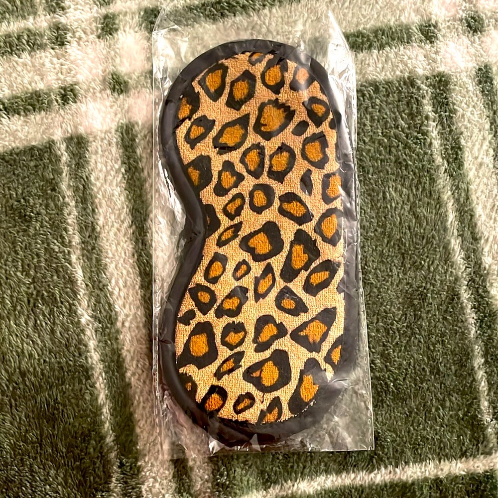 Sleeping mask